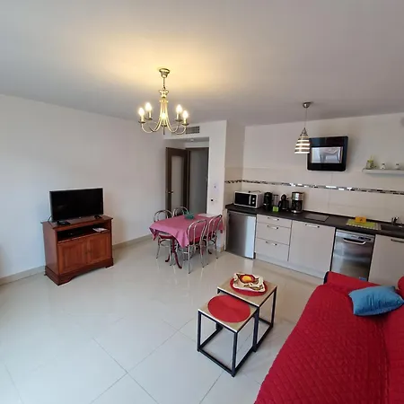 Apartamento Grand Studio De Standing, 50 Plages, Clim Antibes